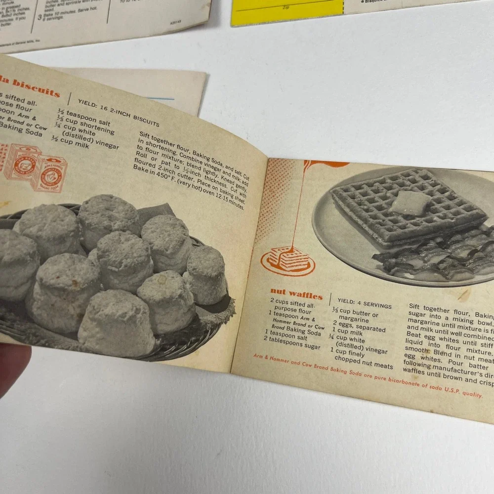 Betty Crocker Bisquick + Arm & Hammer Vintage Recipe Booklet Lot 4 Retro Cooking
